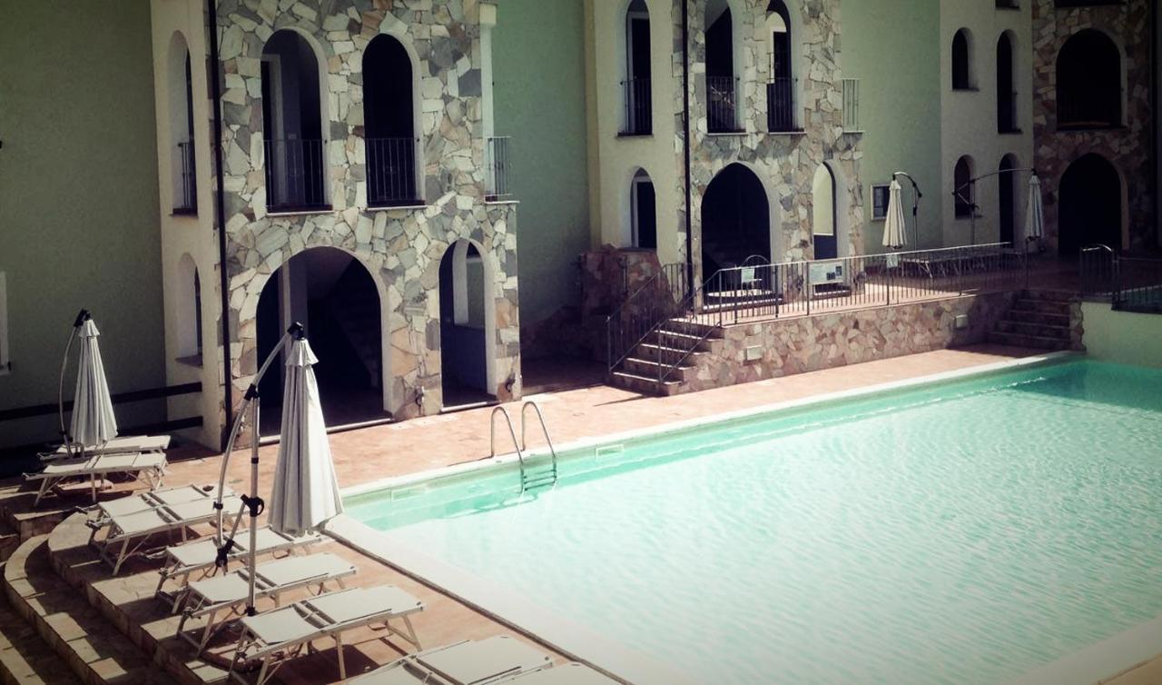 Sea Paradise Apartment *